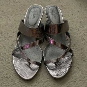 Life Stride Size 8M “Mini” heel